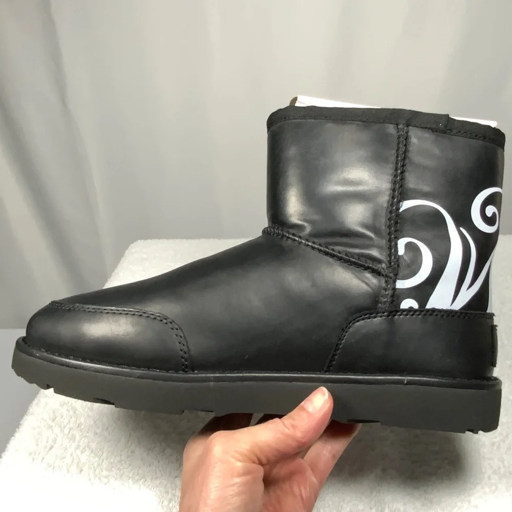 NWT - UGG Men's 3.1 Phillip Lim Classic Mini - SIZE 8